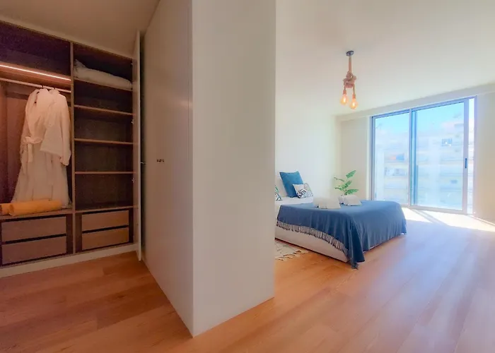 Cond Bayline Salmao - Spa-pool-gym-beach - By Bedzy