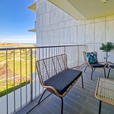 Cond Bayline Salmao - Spa-pool-gym-beach - By Bedzy *