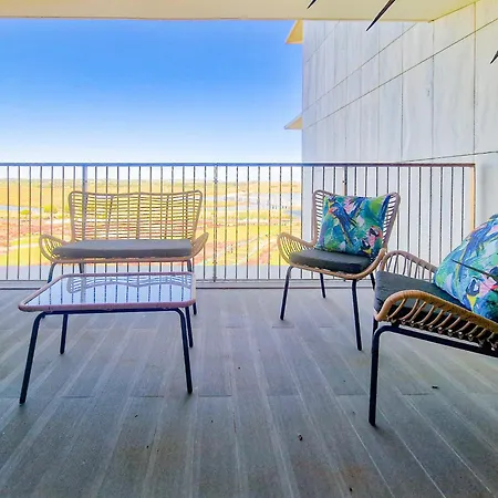 Apartment Cond Bayline Salmao - Spa-pool-gym-beach - By Bedzy